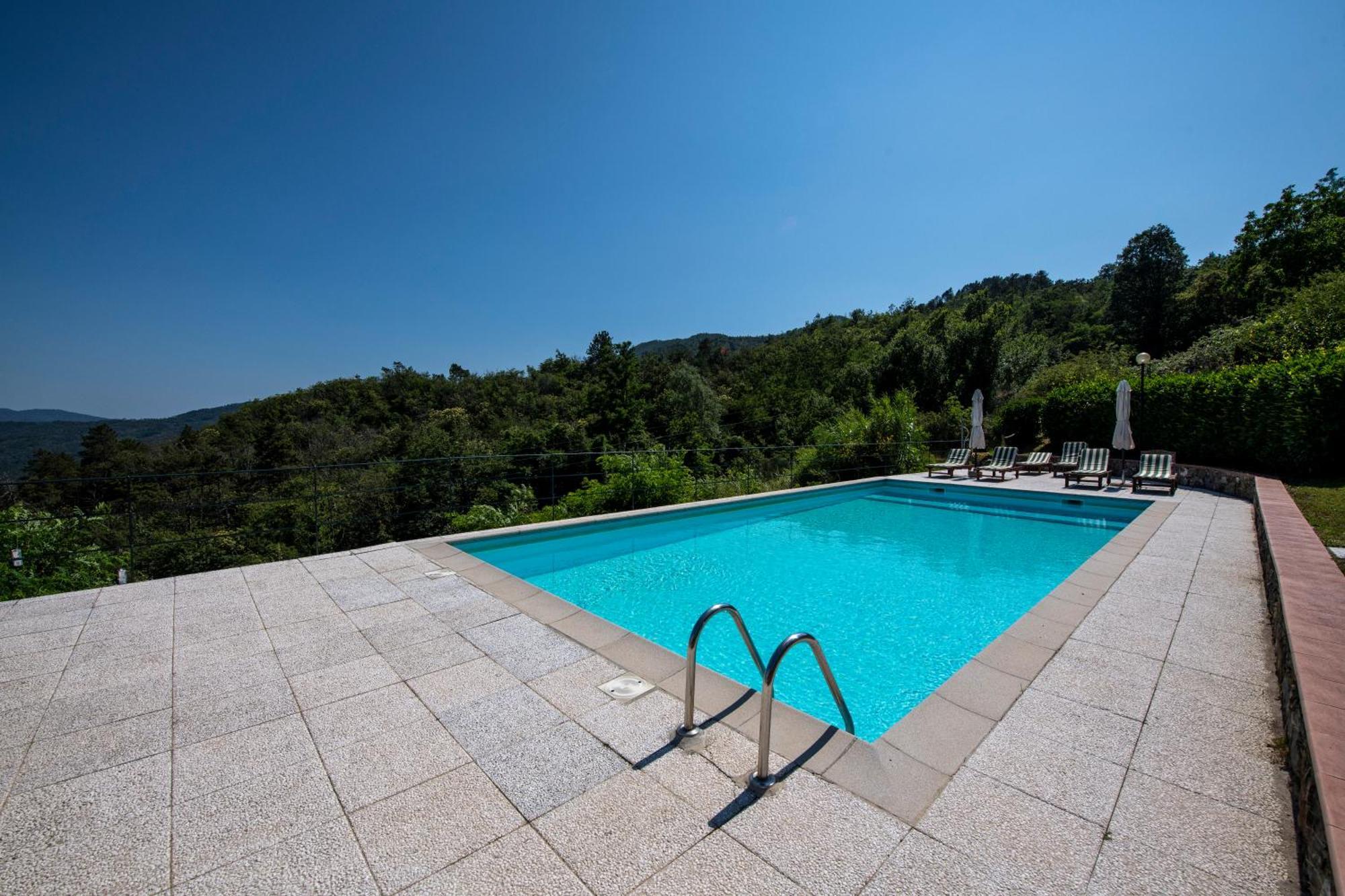 211 - Appartamento Acacia, Terrazza Giardino E Piscina Carro المظهر الخارجي الصورة